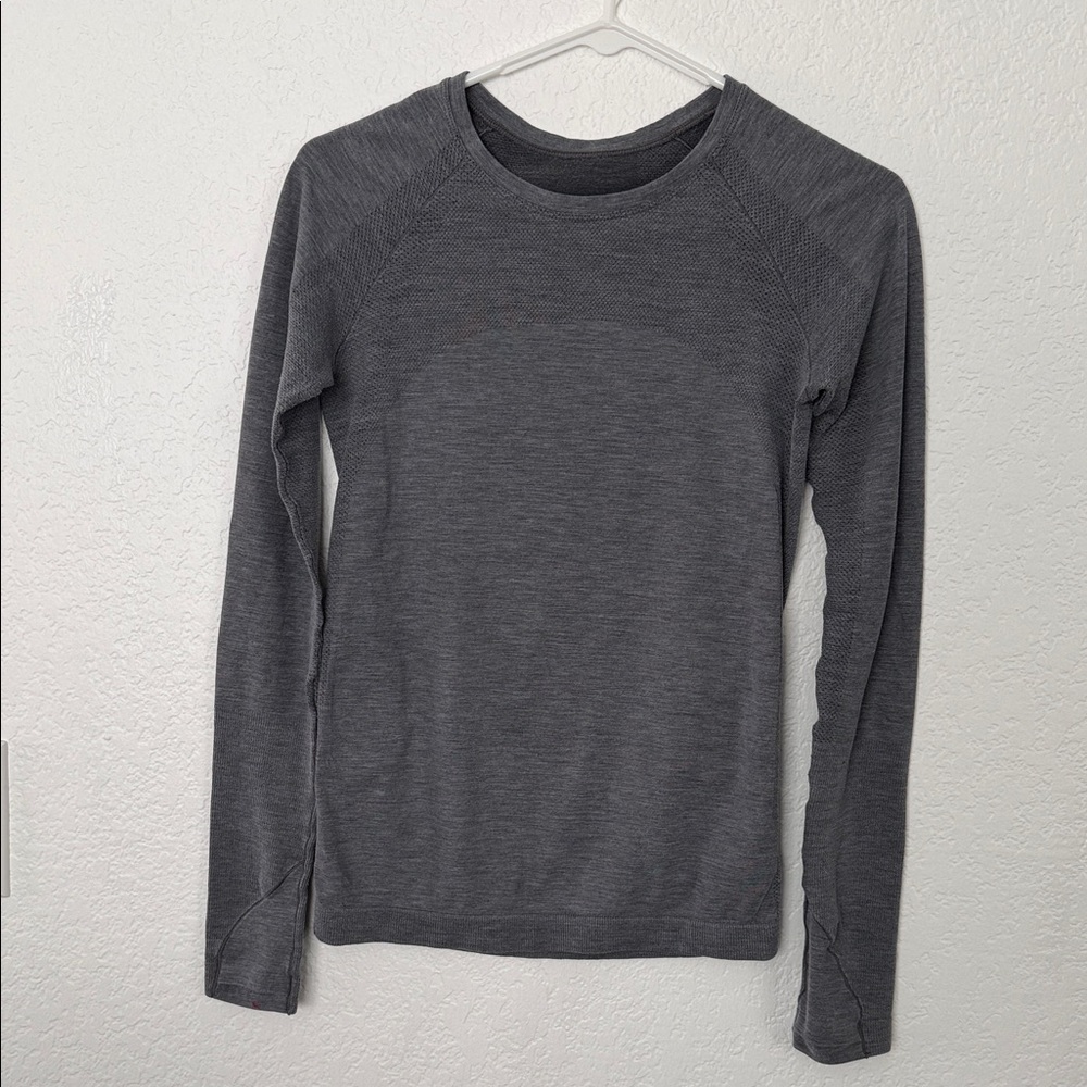 lululemon athletica Charcoal Long Sleeve Top